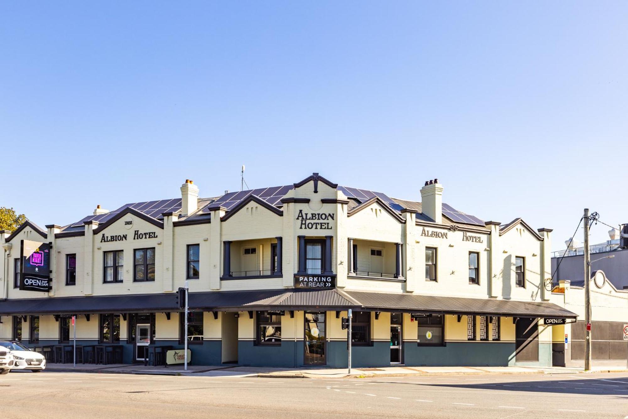 The Albion Hotel Newcastle Exterior photo